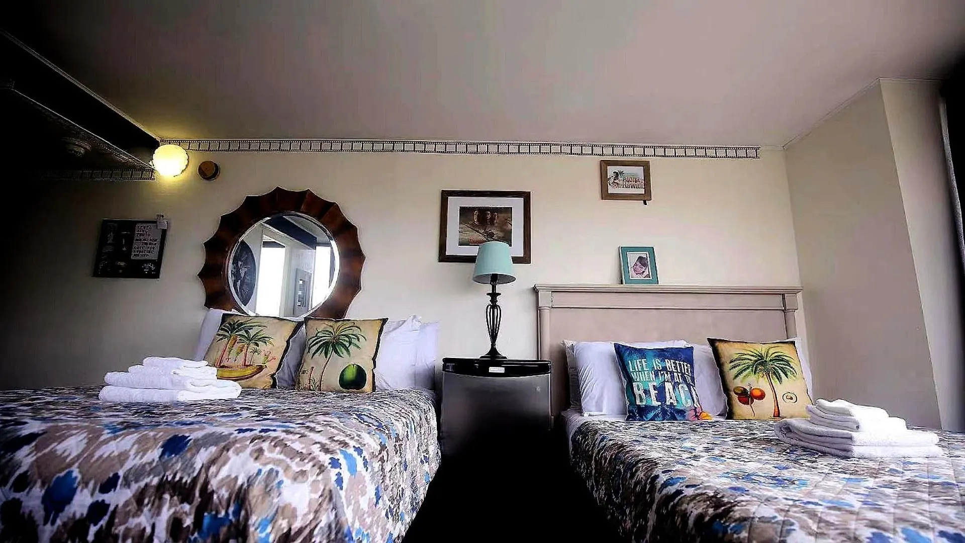 Hawaii Movie Studio Waikikiseaside4Person Honolulu
